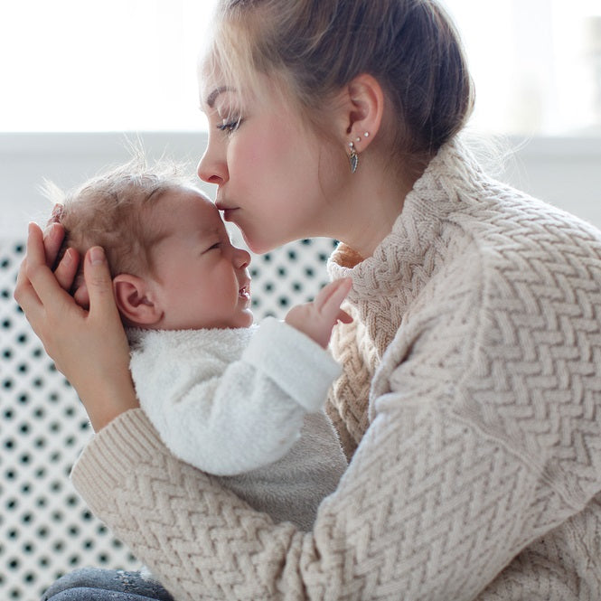 Rituels de relaxation pour apaiser votre bébé avant le coucher